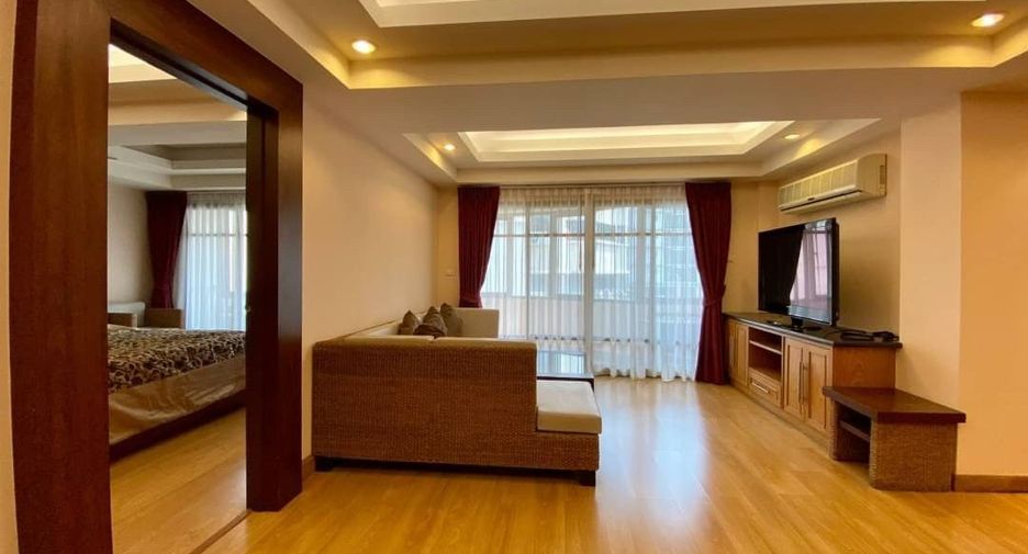 For rent 3 bedrooms condo in Watthana, Bangkok