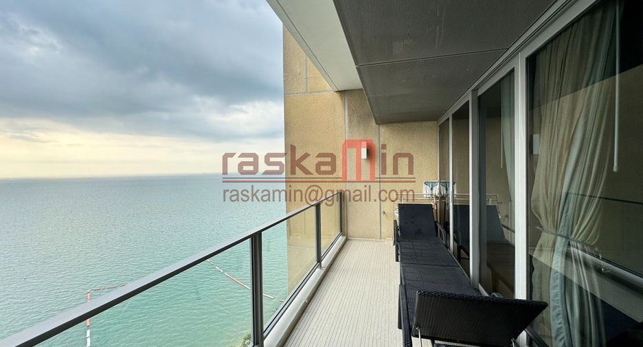 For rent 2 bedrooms condo in North Pattaya, Pattaya