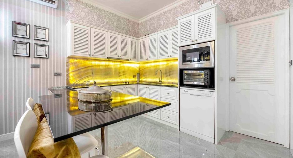 For sale 3 ベッドルーム house in Jomtien, Pattaya
