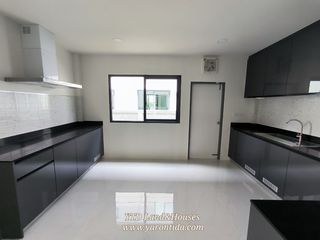 À vendre 5 chambres maison à Prawet, Bangkok