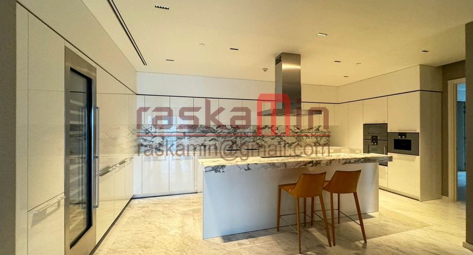 For sale 4 bedrooms condo in Bang Kho Laem, Bangkok