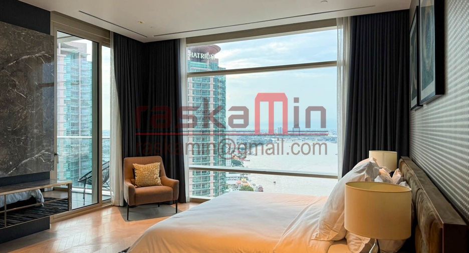 For sale 4 bedrooms condo in Bang Kho Laem, Bangkok