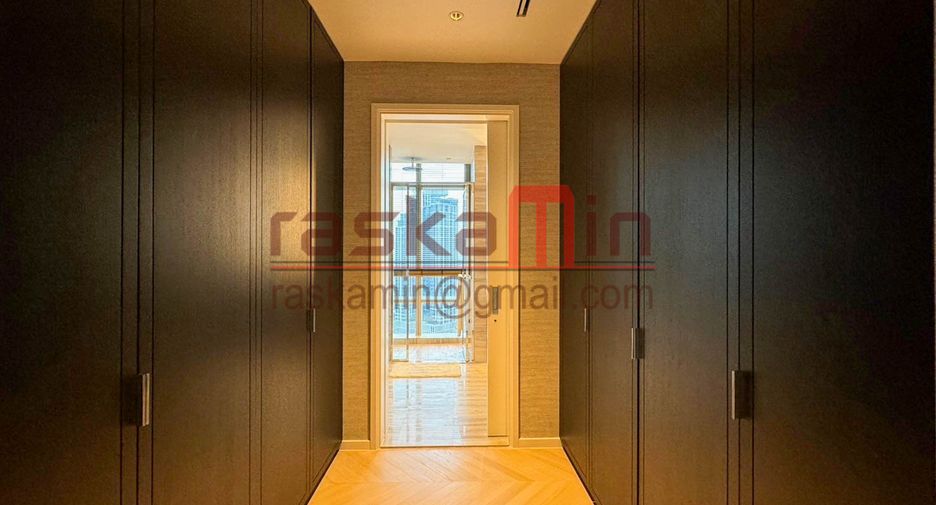 For sale 4 bedrooms condo in Bang Kho Laem, Bangkok