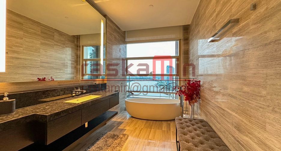 For sale 4 bedrooms condo in Bang Kho Laem, Bangkok