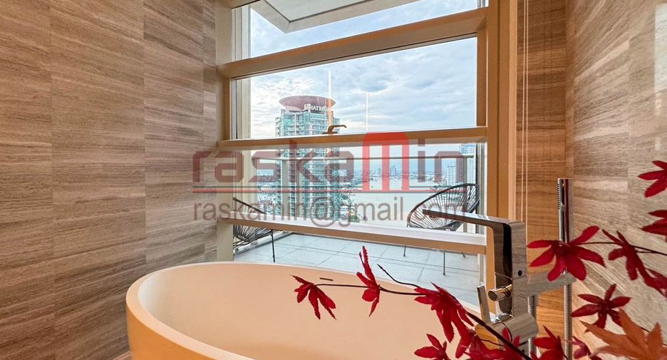 For sale 4 bedrooms condo in Bang Kho Laem, Bangkok