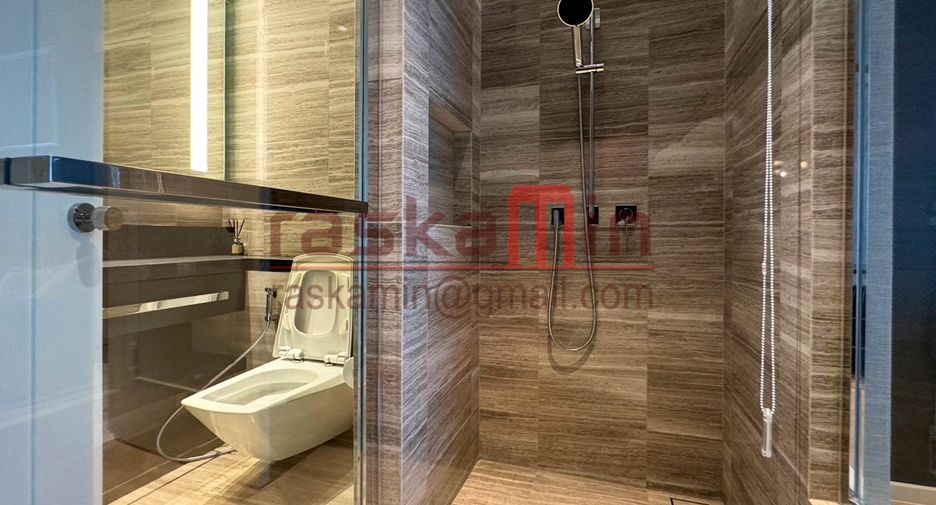 For sale 4 bedrooms condo in Bang Kho Laem, Bangkok