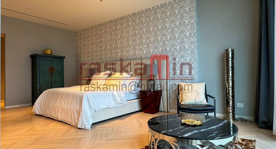 For sale 4 bedrooms condo in Bang Kho Laem, Bangkok