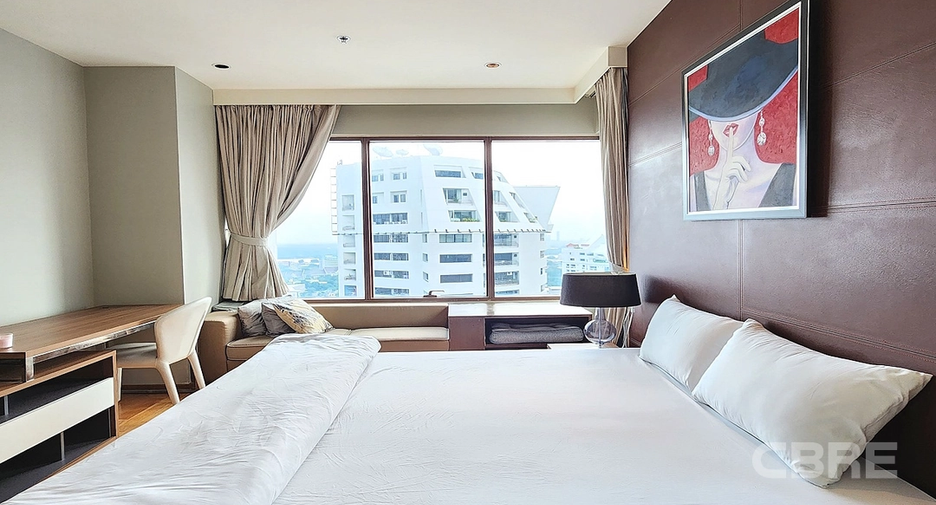 For sale 2 ベッドルーム condo in Khlong Toei, Bangkok