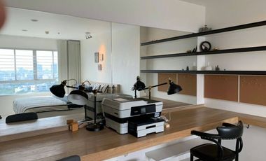 Condo en alquiler de 2 habitaciones en Bang Na, Bangkok