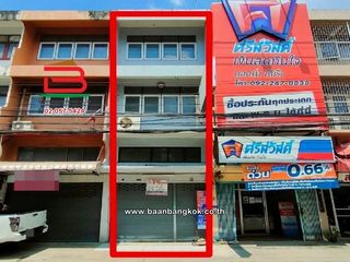 For rent 4 bed retail Space in Mueang Nonthaburi, Nonthaburi