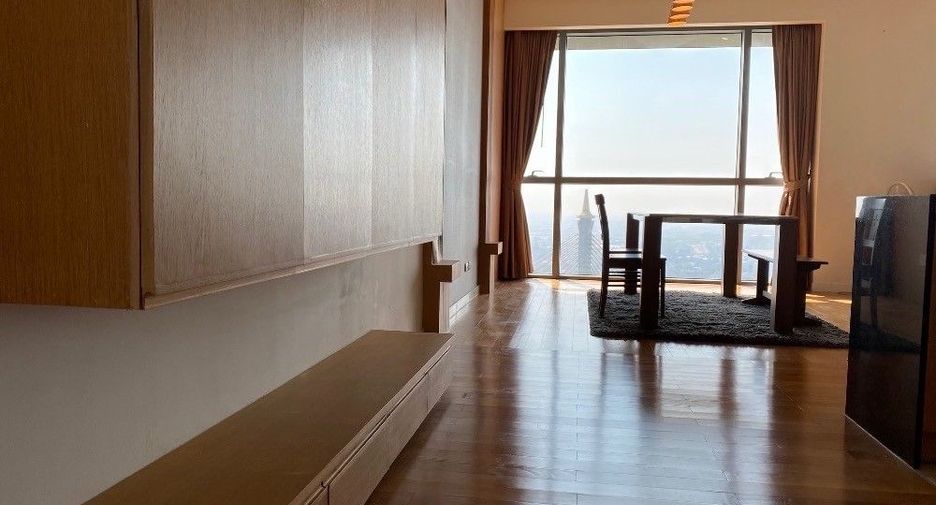For rent and for sale 2 bedrooms condo in Yan Nawa, Bangkok