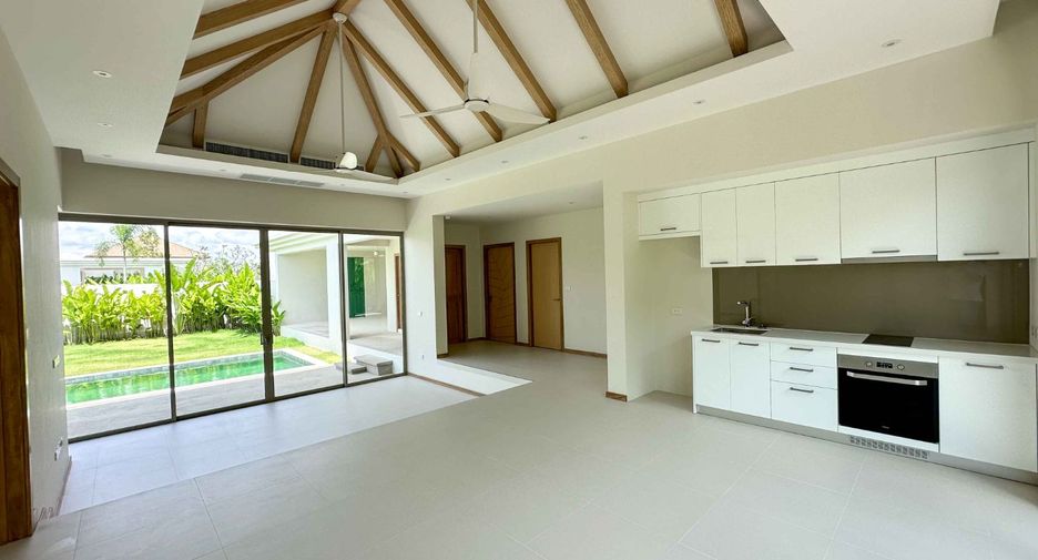 For sale 3 bedrooms villa in Thalang, Phuket
