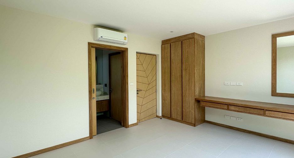 For sale 4 bedrooms villa in Thalang, Phuket