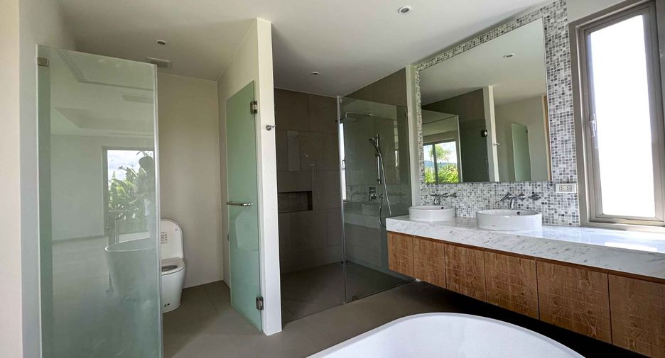 For sale 4 bedrooms villa in Thalang, Phuket