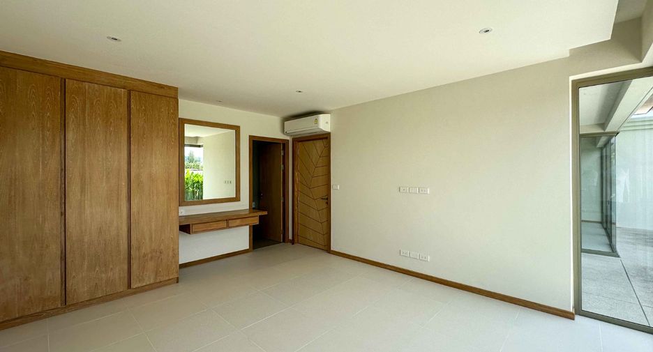 For sale 4 bedrooms villa in Thalang, Phuket