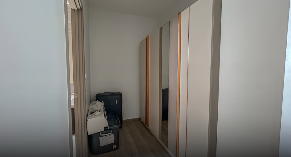 For rent and for sale 5 bedrooms house in Lat Krabang, Bangkok