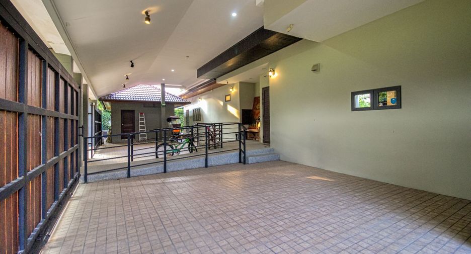Casa en alquiler de 5 habitaciones en Mueang Chiang Mai, Chiang Mai