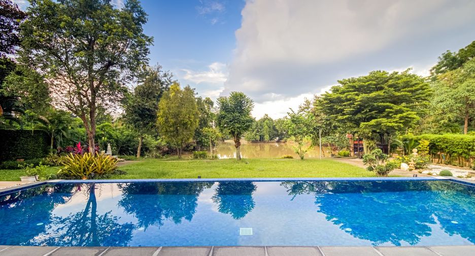 Casa en alquiler de 5 habitaciones en Mueang Chiang Mai, Chiang Mai