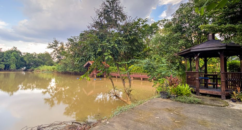 Casa en alquiler de 5 habitaciones en Mueang Chiang Mai, Chiang Mai