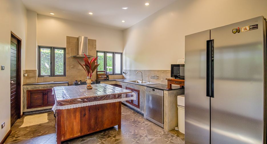 Casa en alquiler de 5 habitaciones en Mueang Chiang Mai, Chiang Mai
