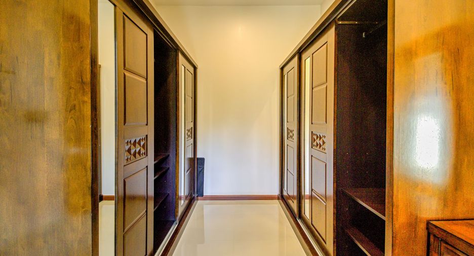 Casa en alquiler de 5 habitaciones en Mueang Chiang Mai, Chiang Mai