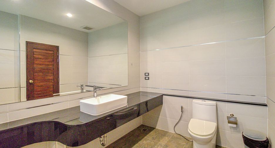Casa en alquiler de 5 habitaciones en Mueang Chiang Mai, Chiang Mai