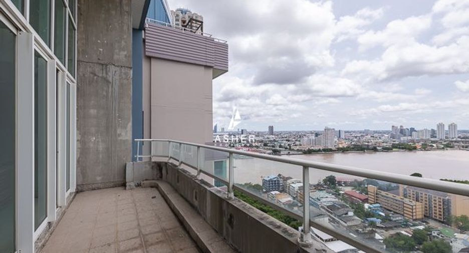 For sale 4 bedrooms condo in Bang Kho Laem, Bangkok