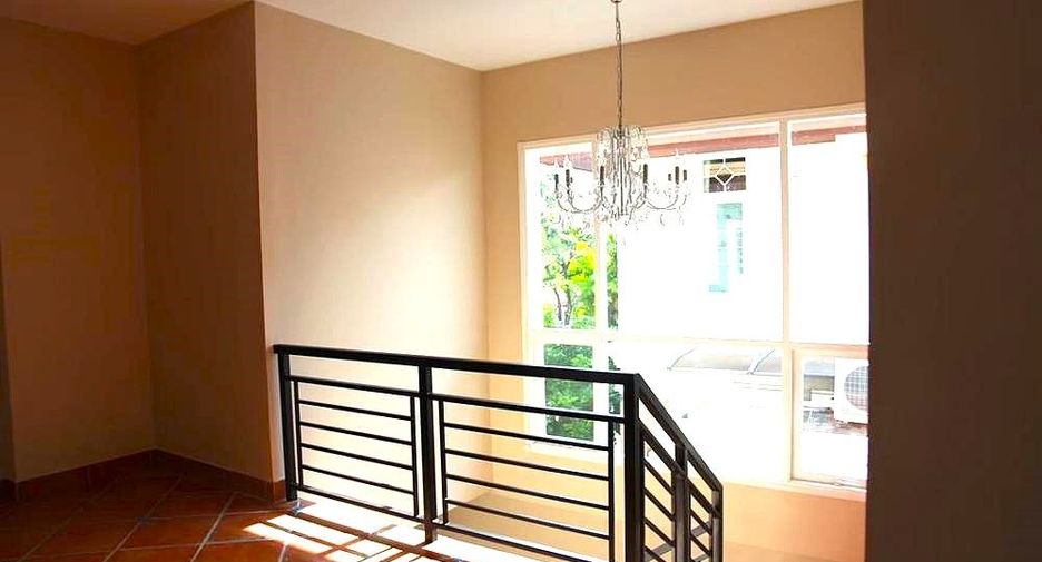 For rent 4 bedrooms house in Bang Phli, Samut Prakan