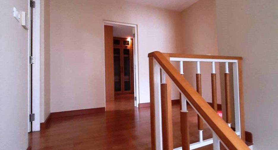 For rent 3 bedrooms house in Pak Kret, Nonthaburi