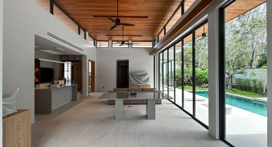 For sale 4 bedrooms villa in Thalang, Phuket