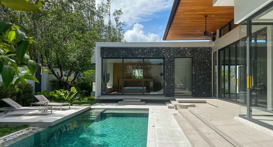 For sale 4 bedrooms villa in Thalang, Phuket