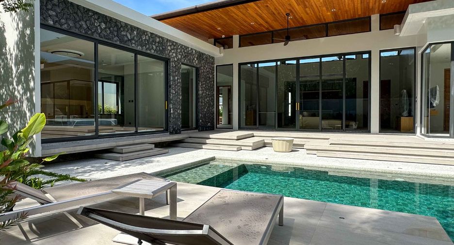 For sale 4 bedrooms villa in Thalang, Phuket