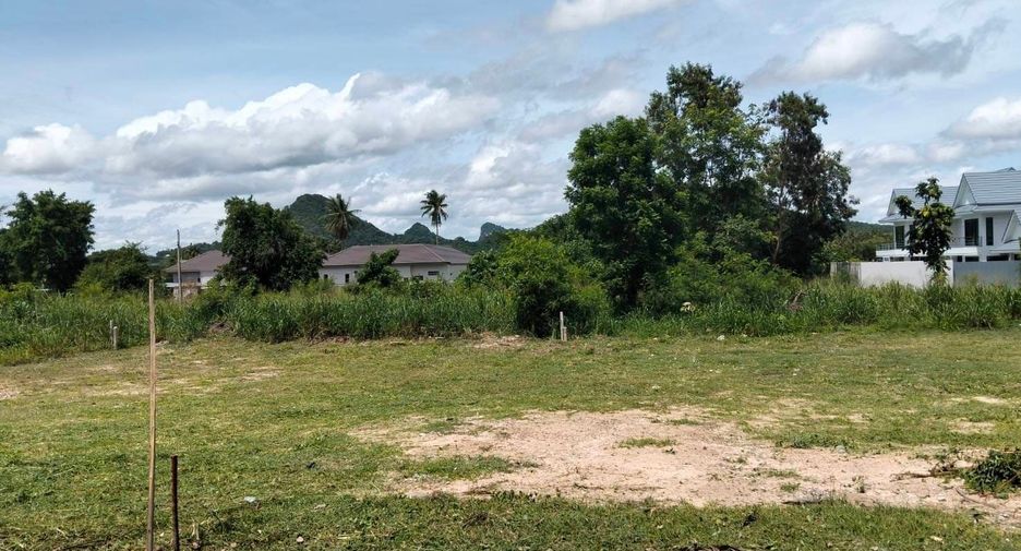 Grundstück zum Kauf in Sattahip, Chonburi