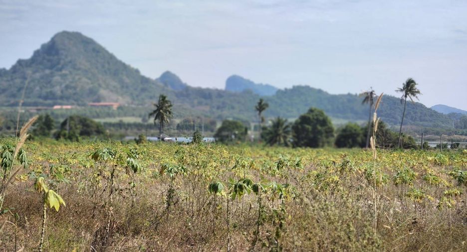 Grundstück zum Kauf in Sattahip, Chonburi