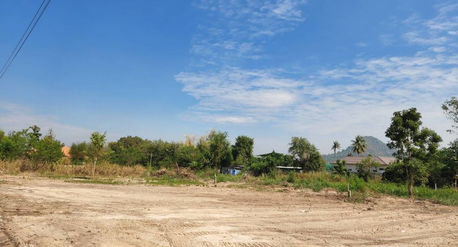 Grundstück zum Kauf in Sattahip, Chonburi