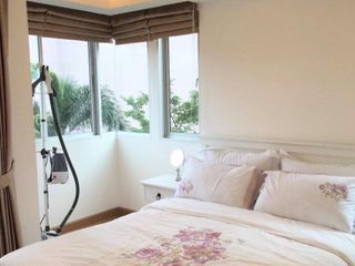 For sale 2 bed condo in Huai Khwang, Bangkok