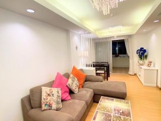 For sale 2 bed condo in Huai Khwang, Bangkok