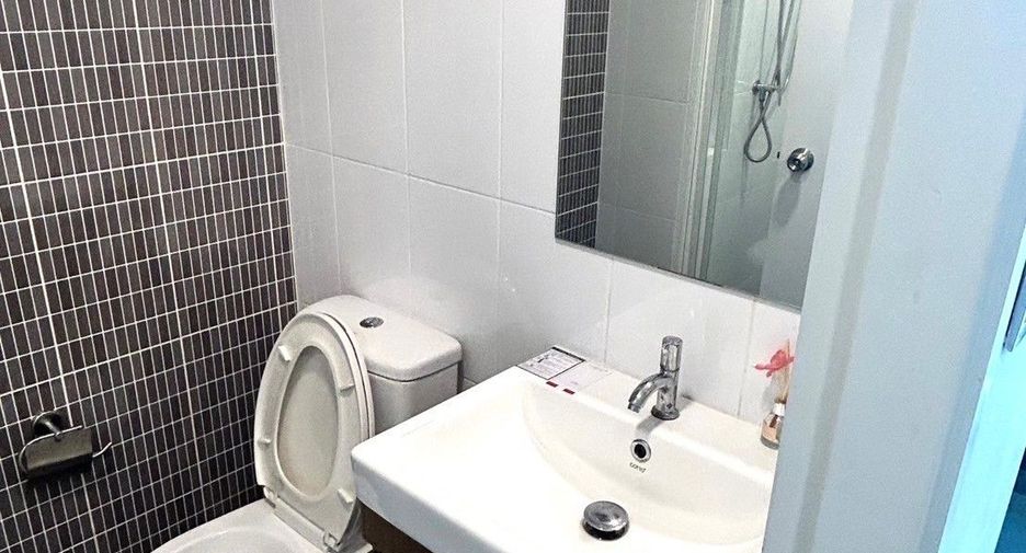 For sale 1 bed condo in Khlong Luang, Pathum Thani
