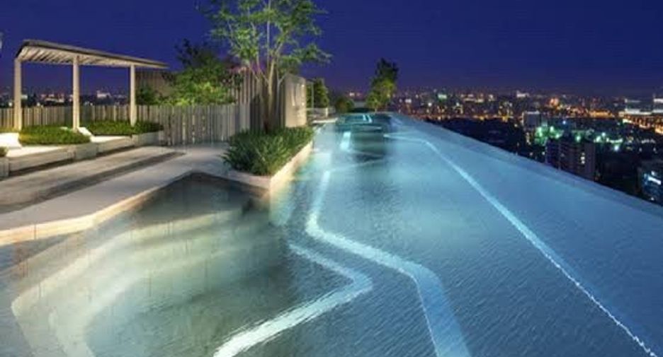 For sale 1 bed condo in Khlong Luang, Pathum Thani
