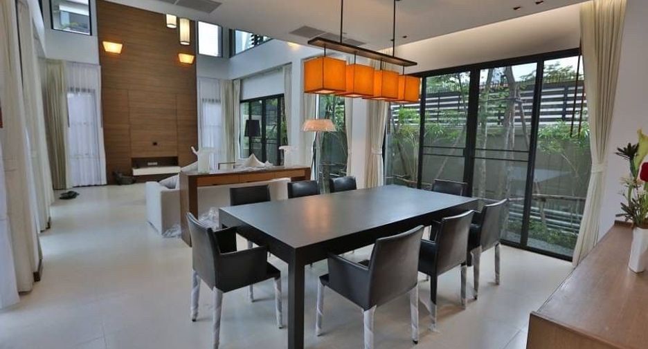 For rent 3 ベッドルーム house in Watthana, Bangkok