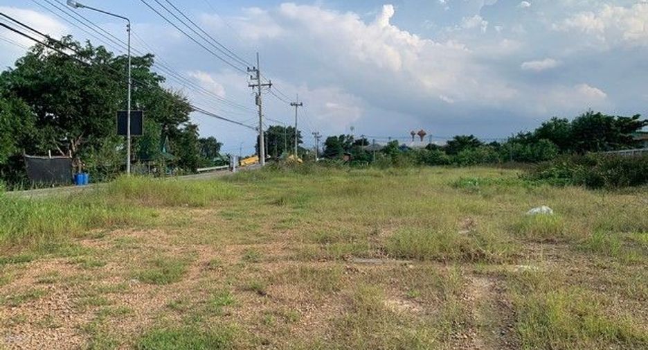 À vendre terrain à Mueang Pathum Thani, Pathum Thani