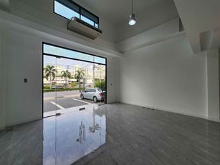 Büro zur Miete mit 6 Zimmer in Prawet, Bangkok