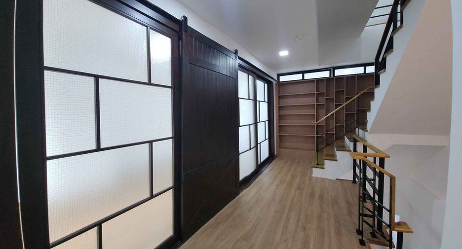 Büro zur Miete mit 6 Zimmer in Prawet, Bangkok