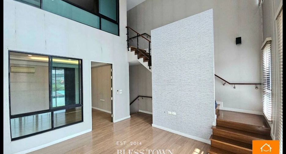Reihenhaus zum Kauf mit 3 Zimmer in Khlong Toei, Bangkok