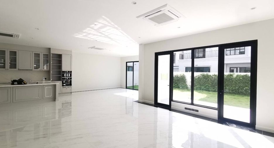 For sale 6 bedrooms house in Saphan Sung, Bangkok