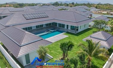 For sale 4 bedrooms villa in Cha Am, Phetchaburi