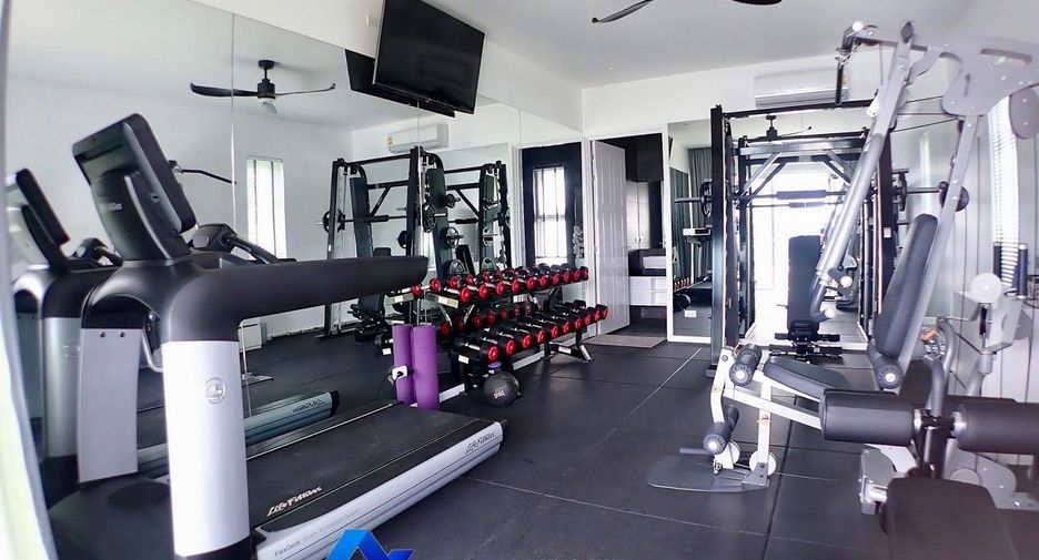 For sale 4 bedrooms villa in Cha Am, Phetchaburi