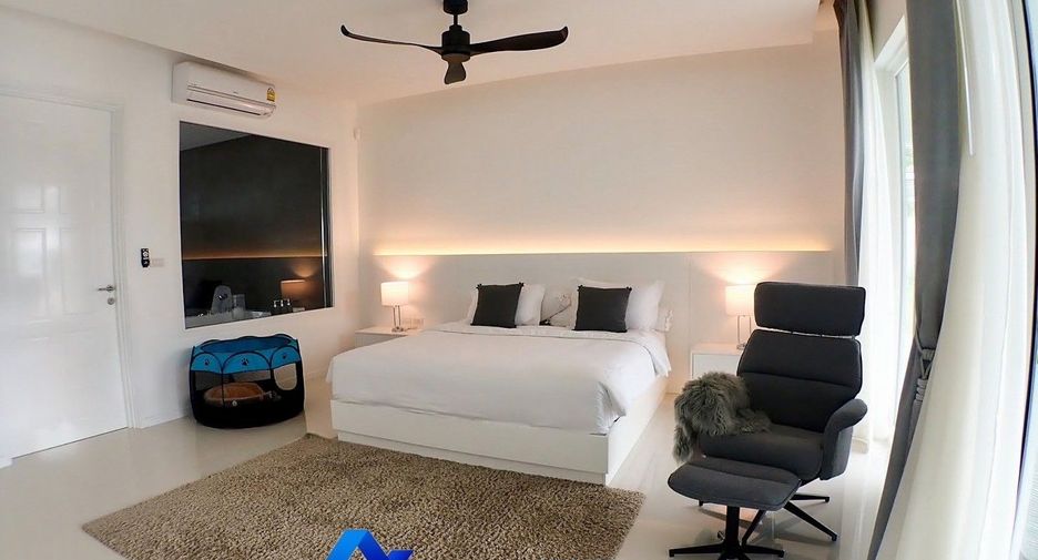 For sale 4 bedrooms villa in Cha Am, Phetchaburi