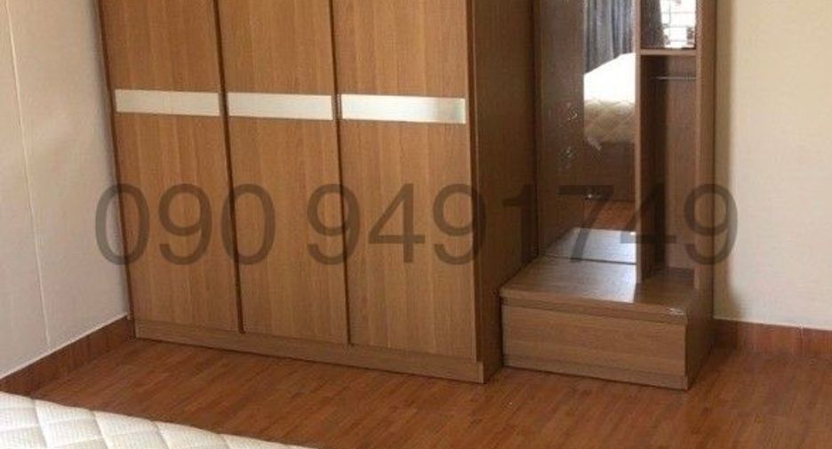 For rent 3 bedrooms townhouse in Don Mueang, Bangkok
