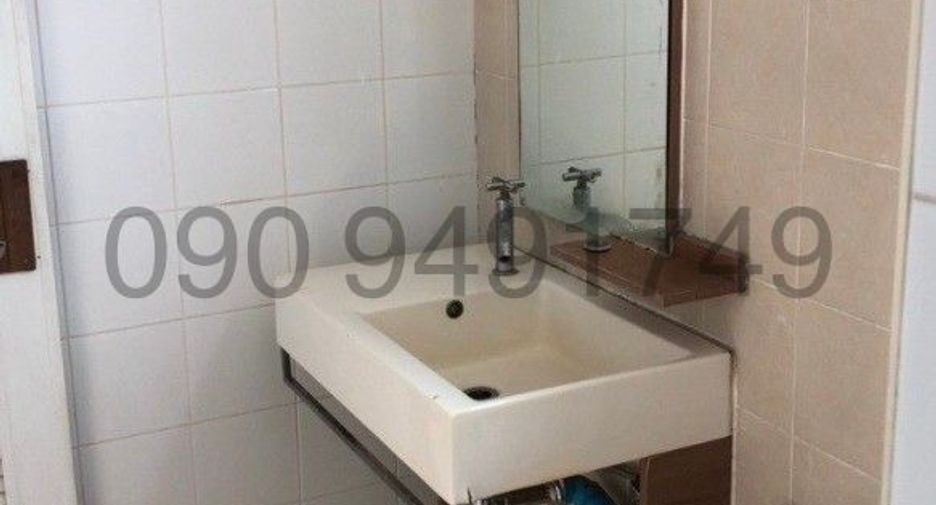 For rent 3 bedrooms townhouse in Don Mueang, Bangkok